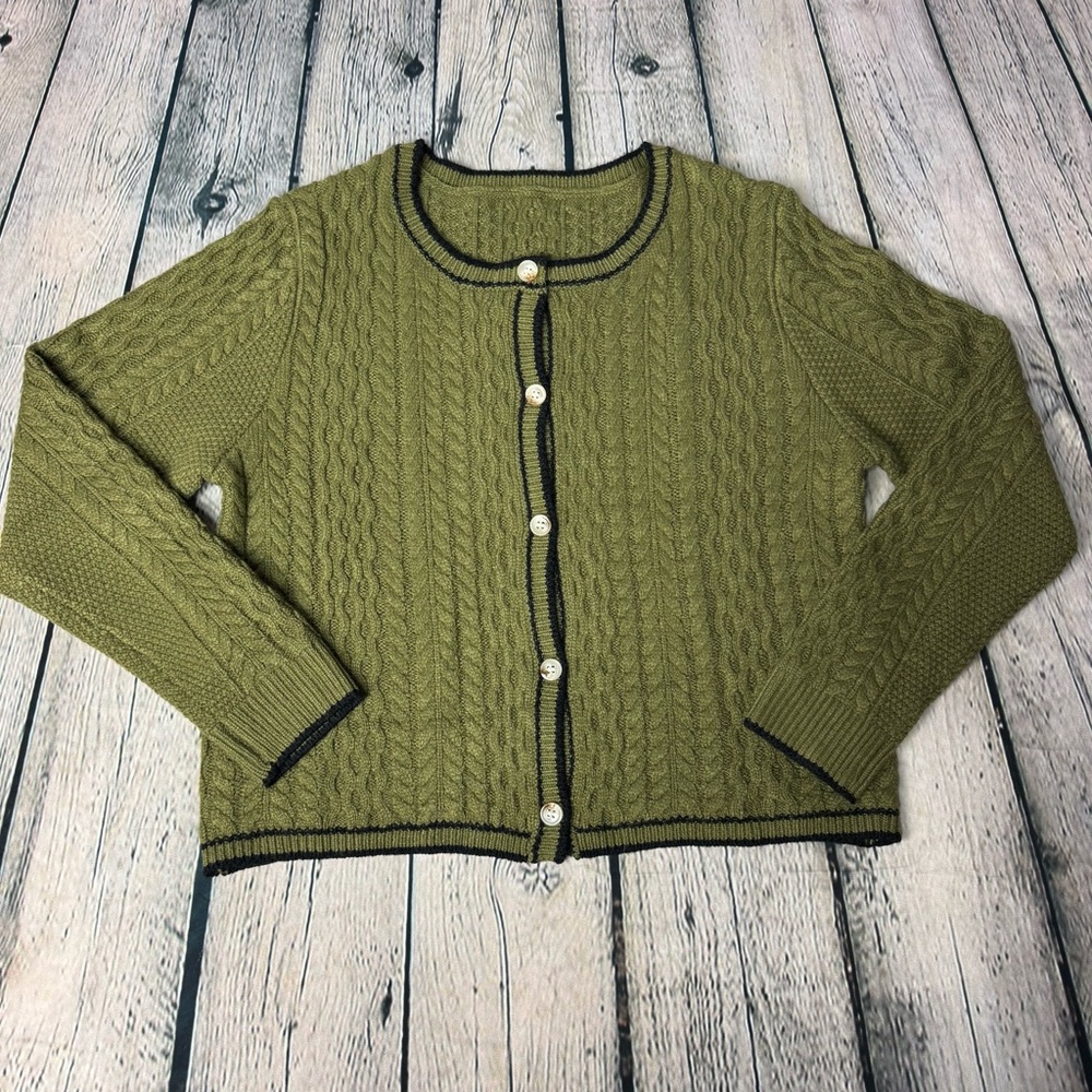 Zaful Like New Olive Green Cable Knit Sweater Boxy Fit Preppy Grunge Size US 4